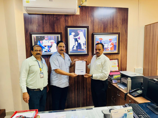 MoU signing between Barefooter and institutional partner